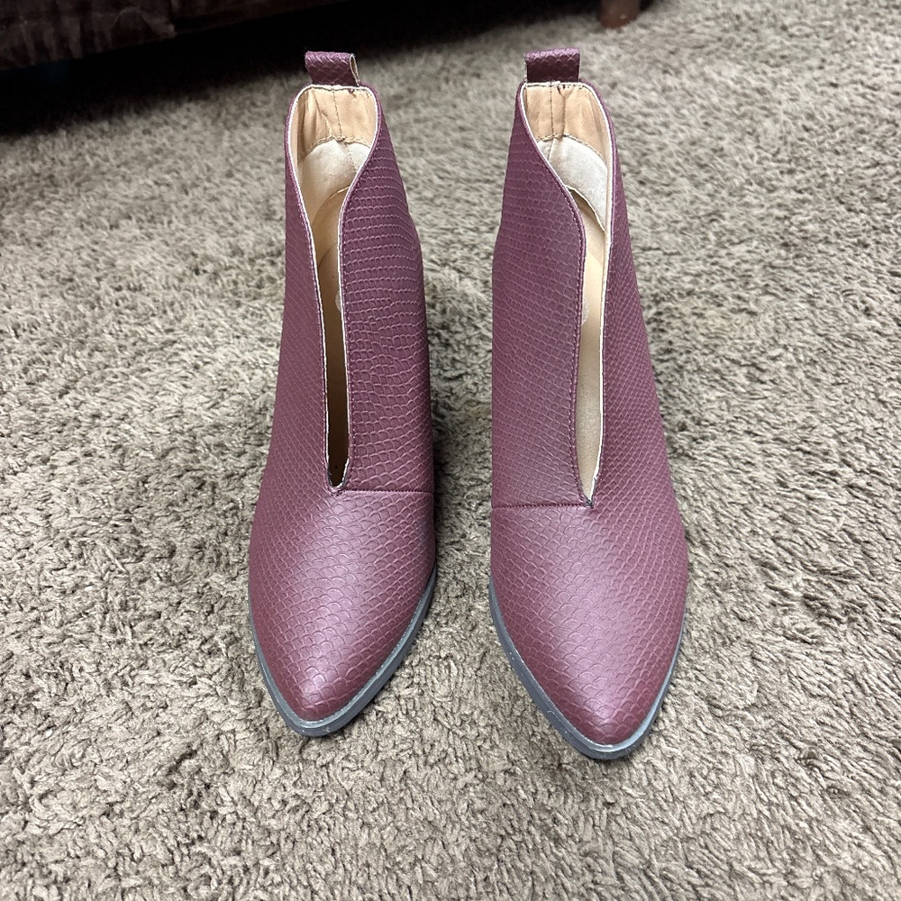 Plum booties size brand new never worn